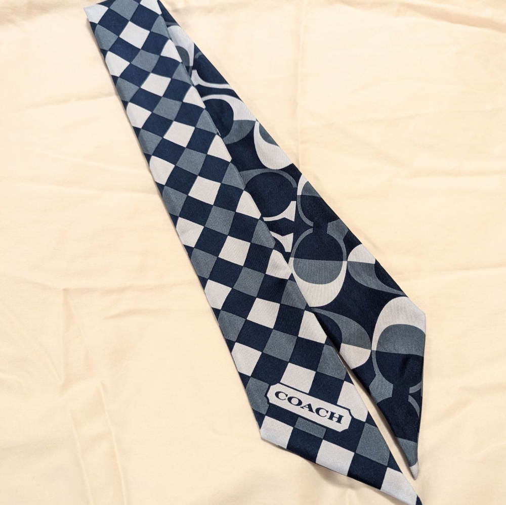 NWOT coach twilly scarf